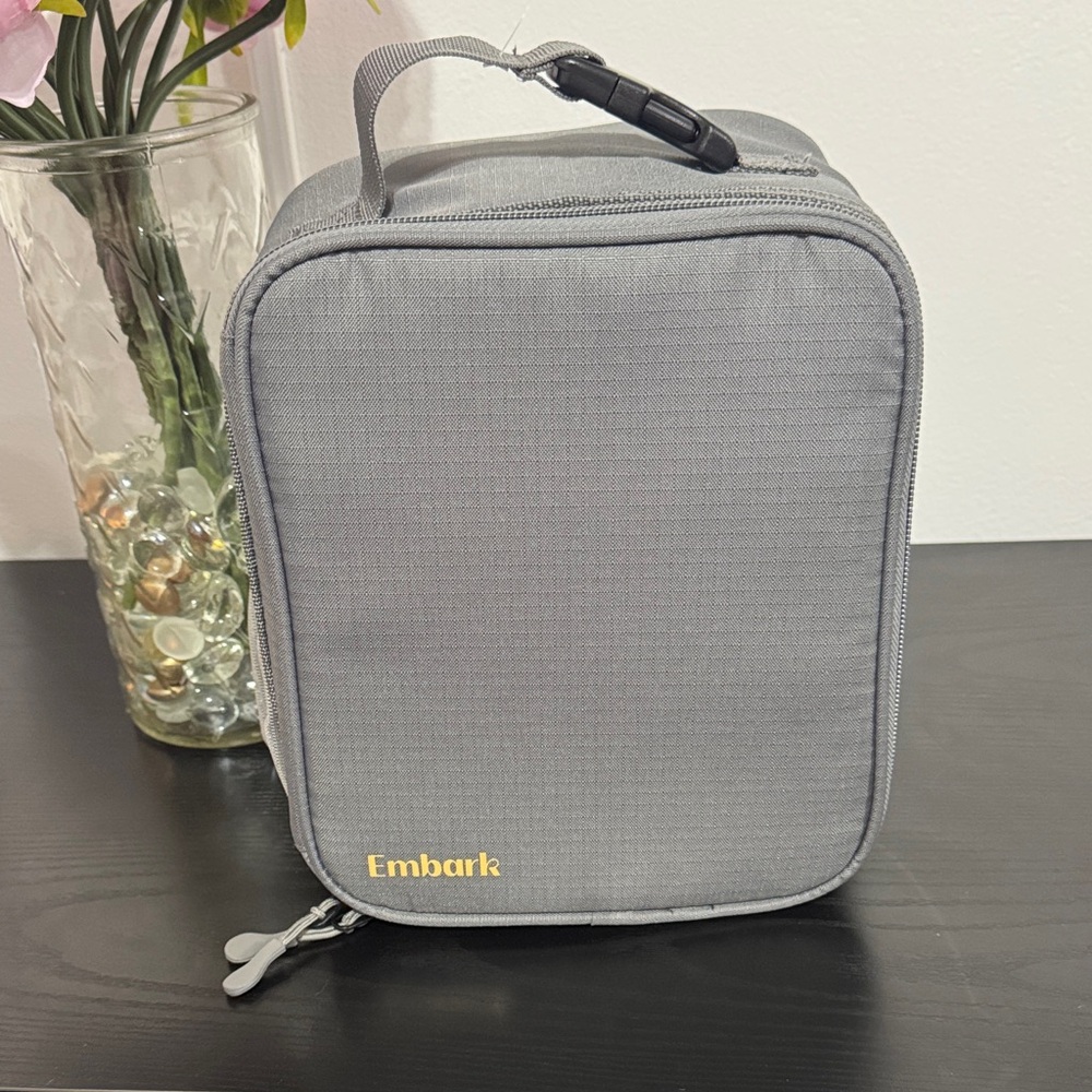 Embark Grey Lunch Bag